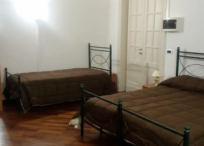 Alojamento de Acomodação e Pequeno-almoço Alba Catânia