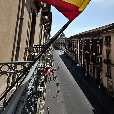 阿尔巴住宿加早餐酒店 住宿加早餐酒店 卡塔尼亚